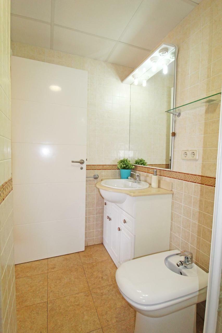 Apartamento 1a línea Playa San Juan. Vistas. Piscina. BBQ. Gym El Campello Exterior foto