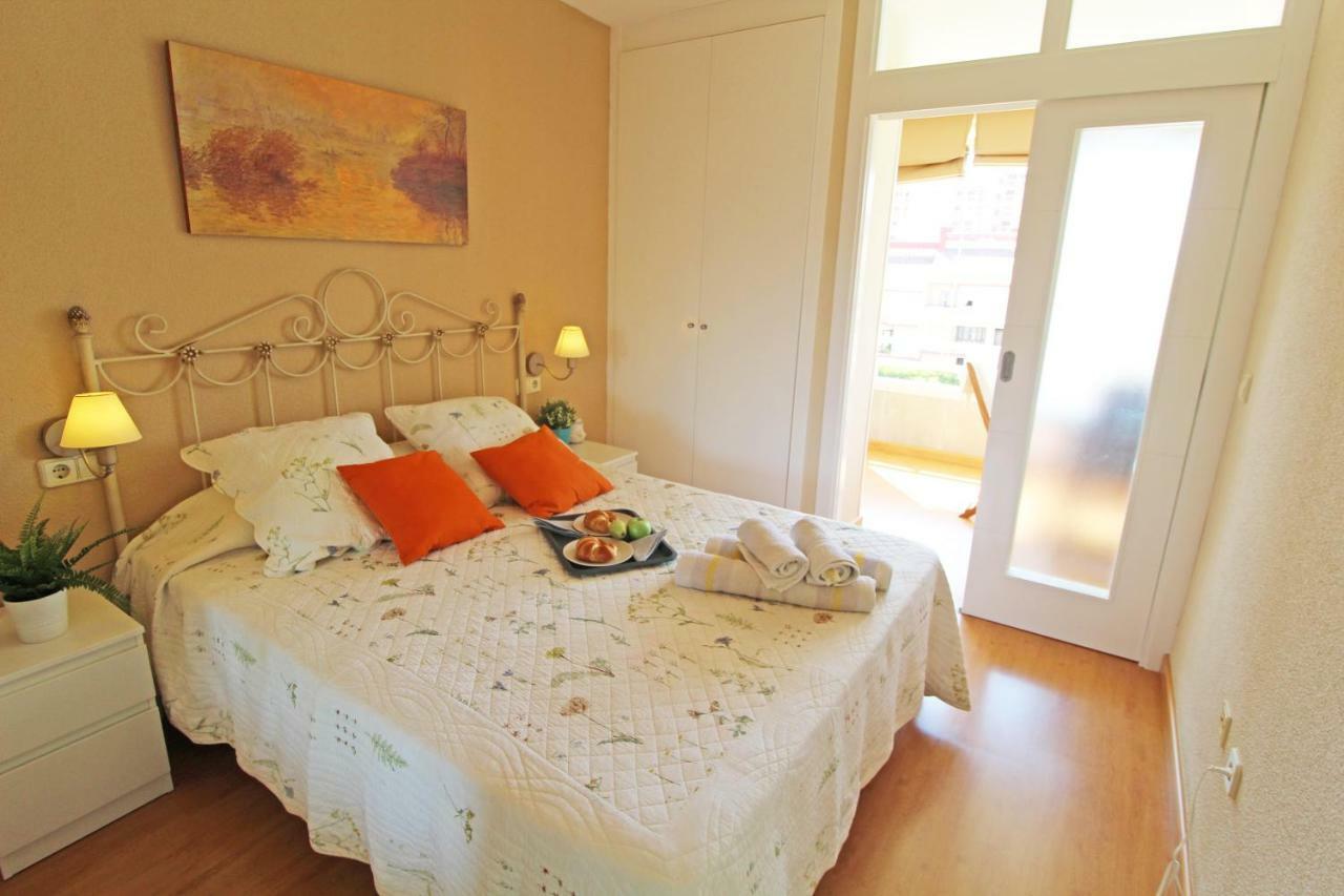 Apartamento 1a línea Playa San Juan. Vistas. Piscina. BBQ. Gym El Campello Exterior foto